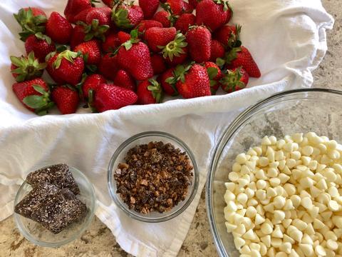 White Chocolate & Toffee Covered Strawberries | Howell's Mercantile
