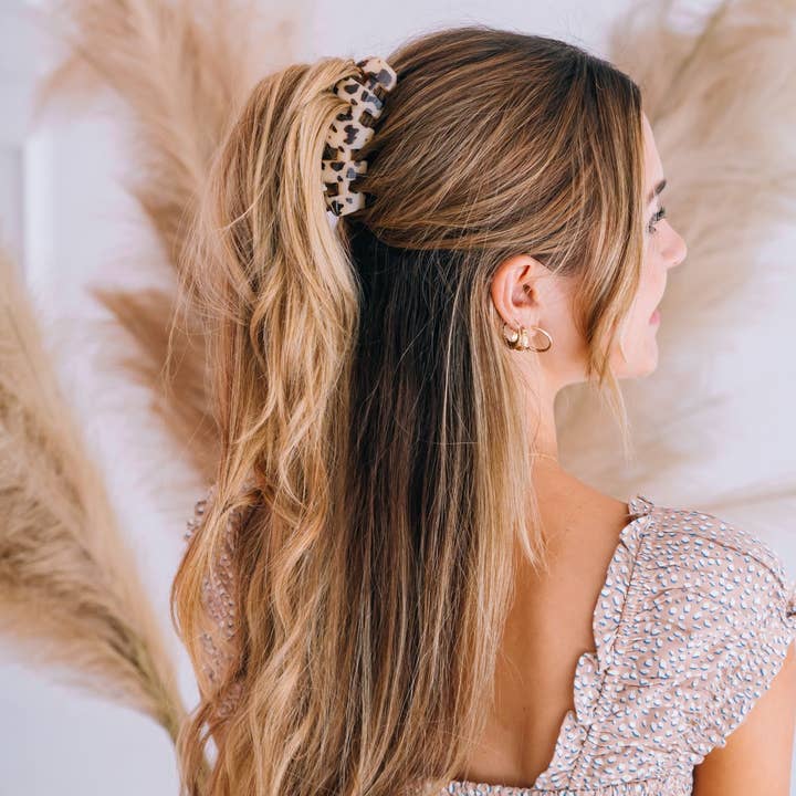 Classic Hair Clip | Blonde Tortoise