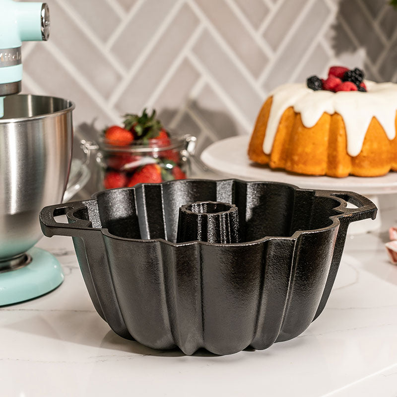 Seasoned Cast Iron Fluted Cake Pan