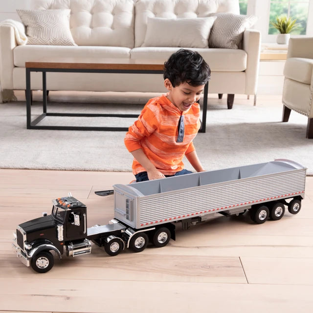 Big Farm Peterbilt 1:16 Scale Model 367 Semi Truck Toy with Grain Trailer