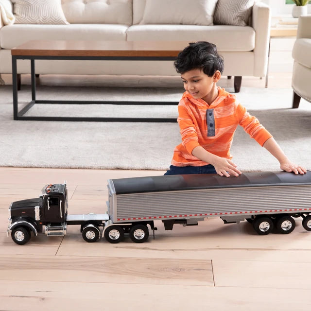 Big Farm Peterbilt 1:16 Scale Model 367 Semi Truck Toy with Grain Trailer