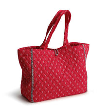 Vera Bradley Hathaway Tote | Dotty Floral