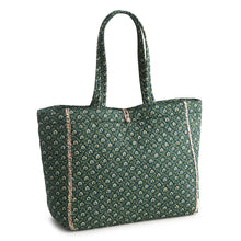 Hathaway Tote Bag Mistletoe lattice in Premium cotton