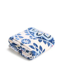 Plush Throw Blanket Cambridge Blues in Fleece