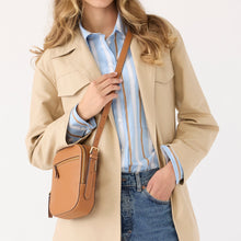 Sullivan Crossbody Roasted Pecan in Leather
