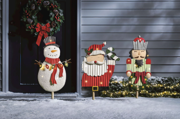 Christmas Light-Up Yard Stake Santa