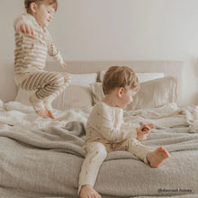 Snug Throw - Cloud Gray