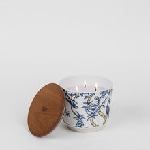 Classic Linen Patterned Candle