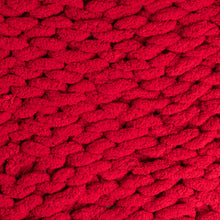 Chunky Knit Throw Blanket - Cranberry